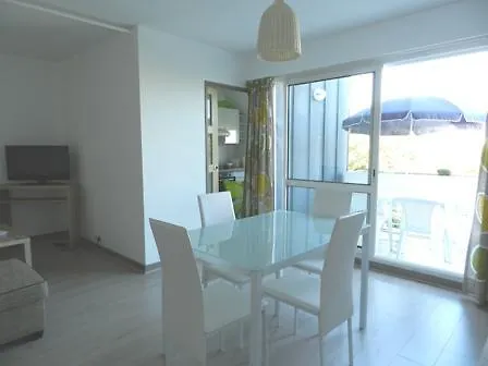 Calypso Apartment *